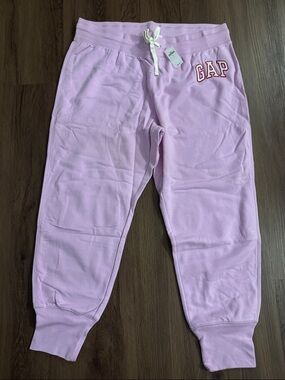 Women’s GAP Light Pink Logo Jogger Sweatpants with Drawstring (NWT)